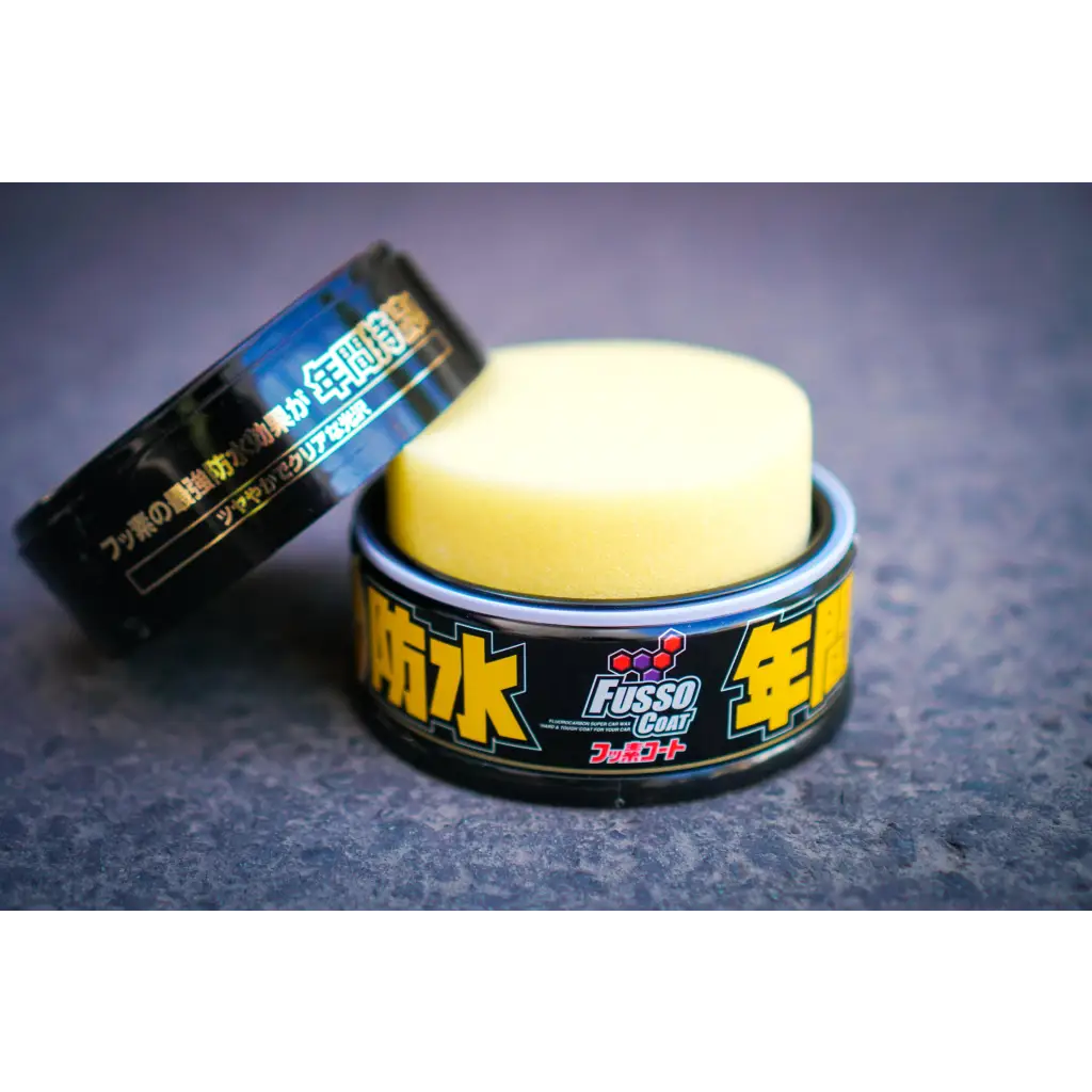 Cera Fusso Coat Autos Oscuros 200g SOFT99 Chile