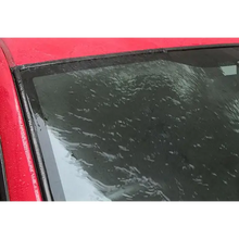 Cargar imagen en el visor de la galería, Glaco Glass Compound Roll On 100ml SOFT99 Chile