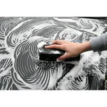 Cargar imagen en el visor de la galería, Shampoo Extreme Gloss Autos Oscuros 750ml SOFT99 Chile